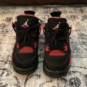 Nike Air Jordan 4 Retro Sneakers “Red Thunder”